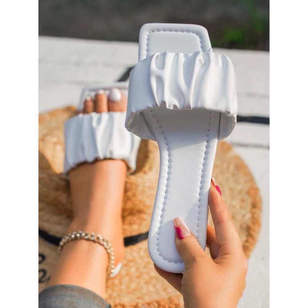 Minimalist Ruched Design Slide Sandals - Picture 1 of 8